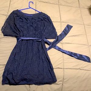 JFW dress with sash adjustable waist and lace sleeves